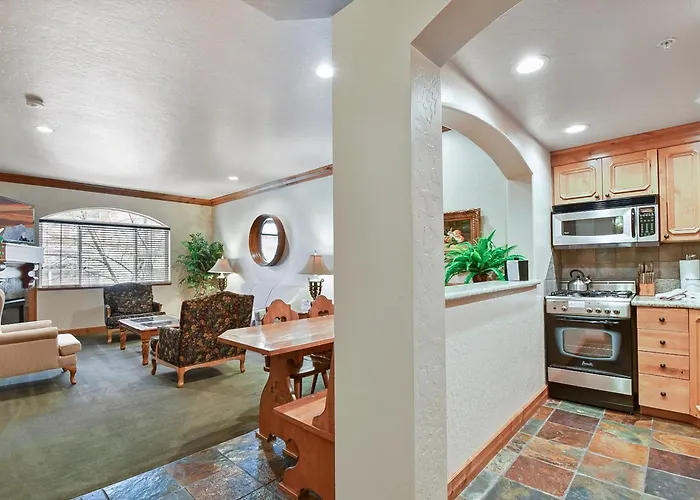 Mtn Villa Retreat 1 Bed 1 Bath Full Kitchen