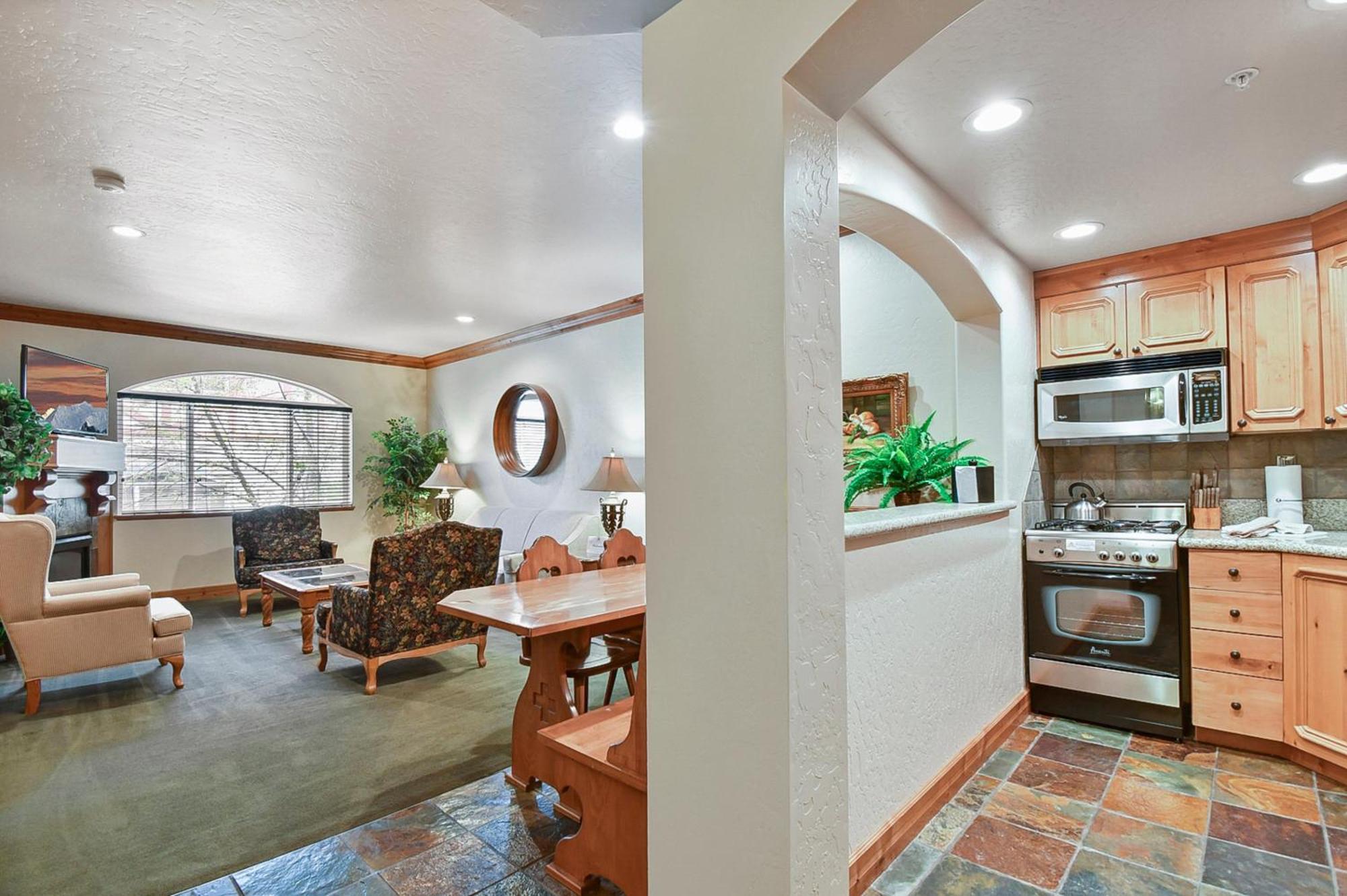 Mtn Retreat 1 Bed 1 Bath Full Kitchen Сasa de vacaciones